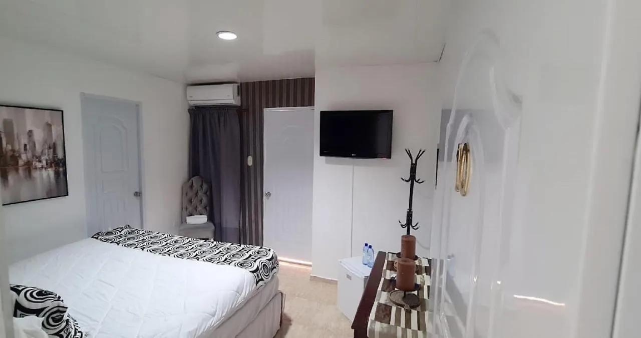 Hotel CariBaní 3*, Baní Dominicaanse Republiek